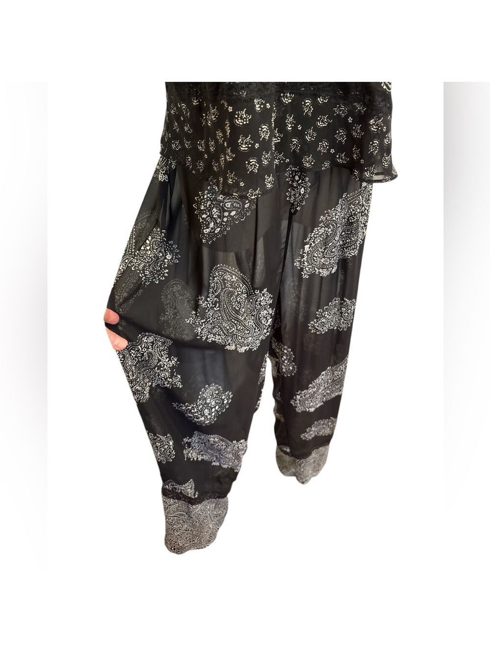 90s 2PC DELICATES BOHO SHEER BLK & CREAM PAISLEY CROP TOP & WIDE LEG PANT SZ XL - Picture 8 of 16